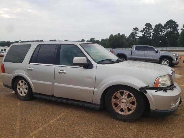 Photo 4 from auction – 2006 LINCOLN NAVIGATOR with VIN 5LMFU275X6LJ09786