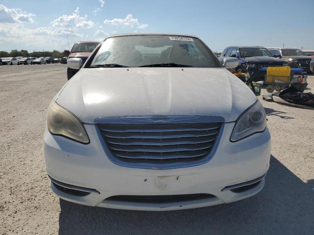 Photo 5 from auction – 2014 CHRYSLER 200 TOURIN with VIN 1C3BCBEG5EN119436