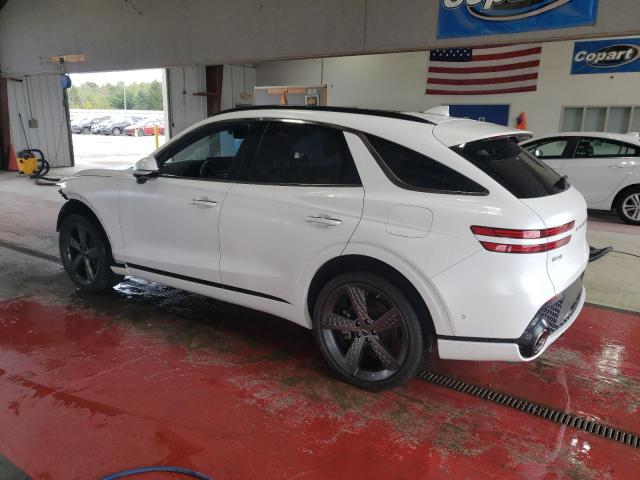 Photo 2 from auction – 2022 GENESIS GV70 BASE with VIN KMUMCDTC1NU037724