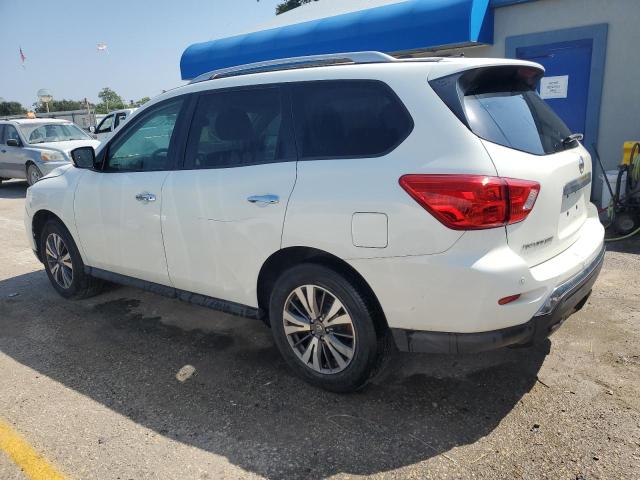 Photo 2 from auction – 2017 NISSAN PATHFINDER with VIN 5N1DR2MN7HC649955