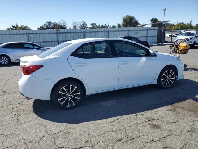 Photo 3 from auction – 2017 TOYOTA COROLLA L with VIN 5YFBURHE8HP717555