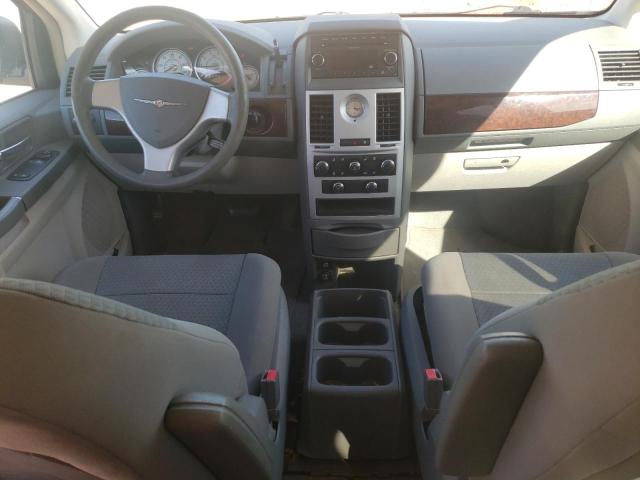 Photo 8 from auction – 2010 CHRYSLER TOWN & COU with VIN 2A4RR2D14AR392493