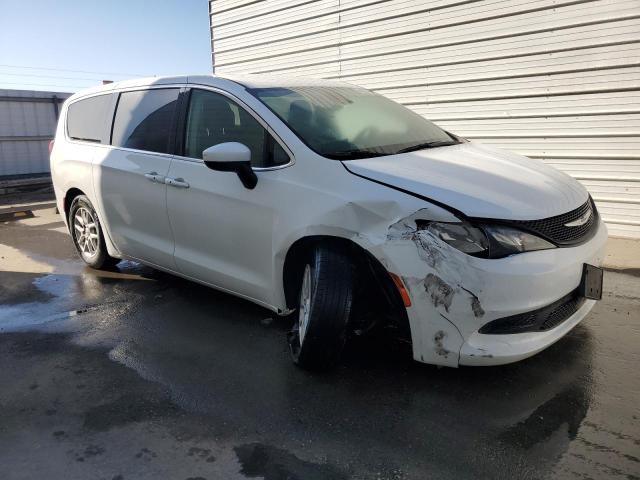 Photo 4 from auction – 2022 CHRYSLER VOYAGER LX with VIN 2C4RC1CG3NR104458
