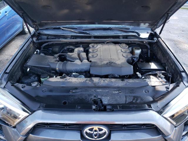 Photo 12 from auction – 2018 TOYOTA 4RUNNER SR with VIN JTEZU5JR3J5184937