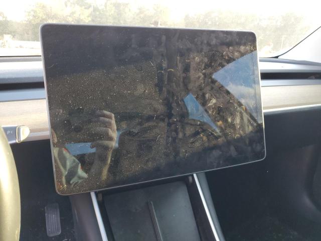 Photo 9 from auction – 2019 TESLA MODEL 3 with VIN 5YJ3E1EA3KF297534