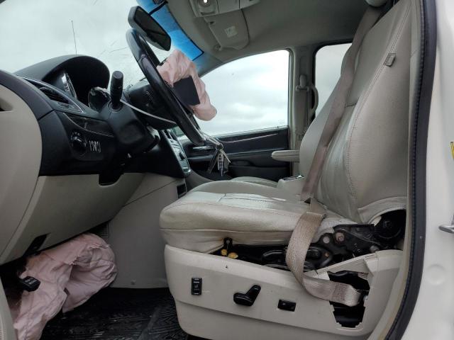 Photo 7 from auction – 2013 CHRYSLER TOWN & COU with VIN 2C4RC1BG4DR577916
