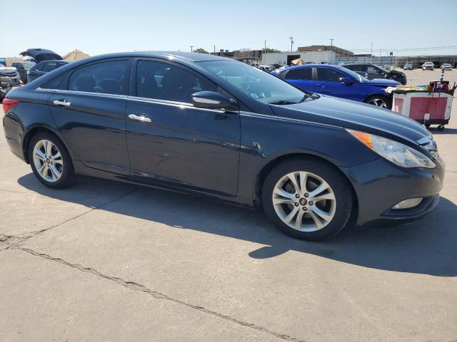Photo 4 from auction – 2013 HYUNDAI SONATA SE with VIN 5NPEC4AC5DH558562