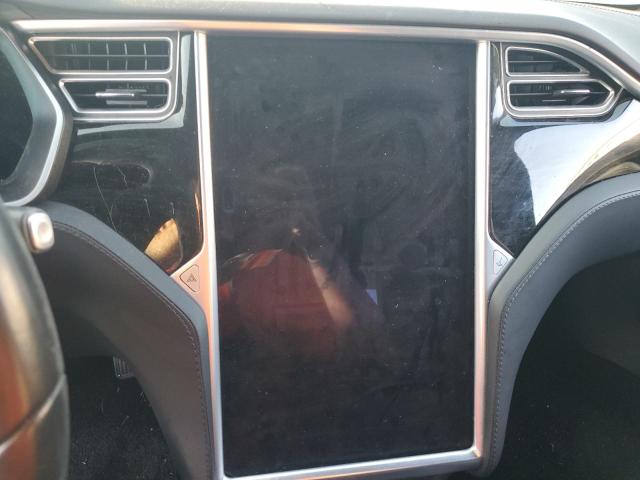 Photo 9 from auction – 2017 TESLA MODEL S with VIN 5YJSA1E2XHF209829
