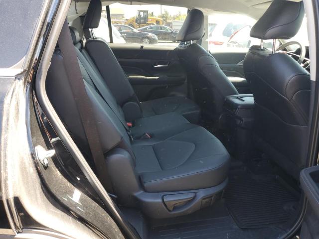 Photo 11 from auction – 2024 TOYOTA GRAND HIGH with VIN 5TDAAAA52RS009536