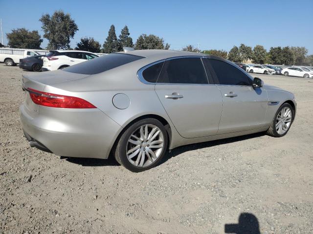 Photo 3 from auction – 2016 JAGUAR XF PRESTIG with VIN SAJBE4BV1GCY06000