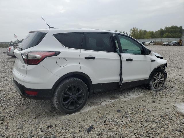 Photo 3 from auction – 2017 FORD ESCAPE SE with VIN 1FMCU9GD4HUB05770