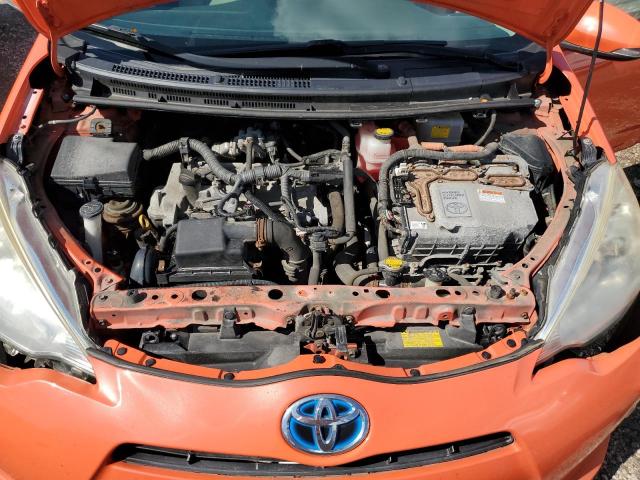 Photo 11 from auction – 2013 TOYOTA PRIUS C with VIN JTDKDTB33D1042734