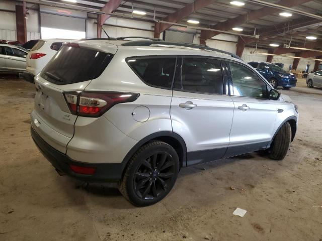 Photo 3 from auction – 2017 FORD ESCAPE SE with VIN 1FMCU0GD7HUB26642