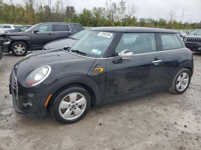 MINI COOPER 2017 with VIN WMWXP5C38H2G60591 - Photo from auction