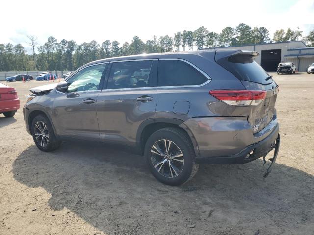 Photo 2 from auction – 2019 TOYOTA HIGHLANDER with VIN 5TDZZRFH4KS303605
