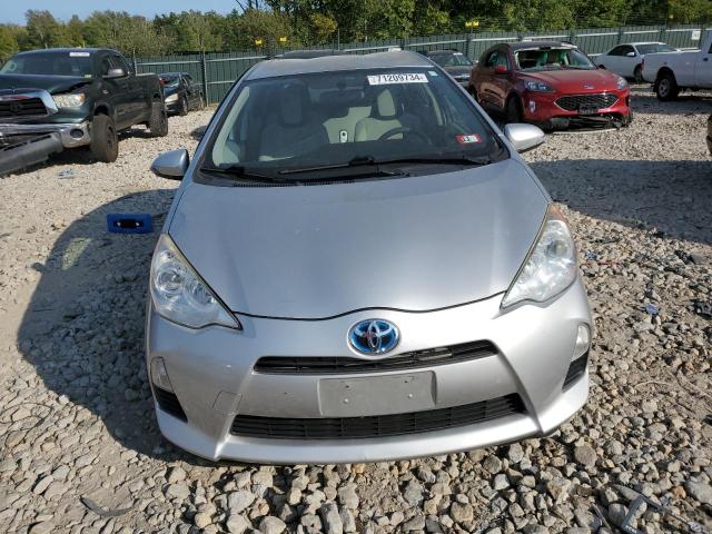 Photo 5 from auction – 2014 TOYOTA PRIUS C with VIN JTDKDTB38E1565670