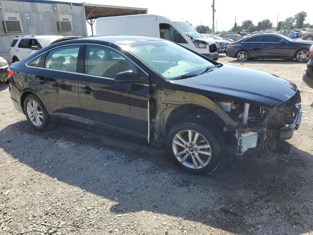 Photo 4 from auction – 2017 HYUNDAI SONATA SE with VIN 5NPE24AF6HH554524