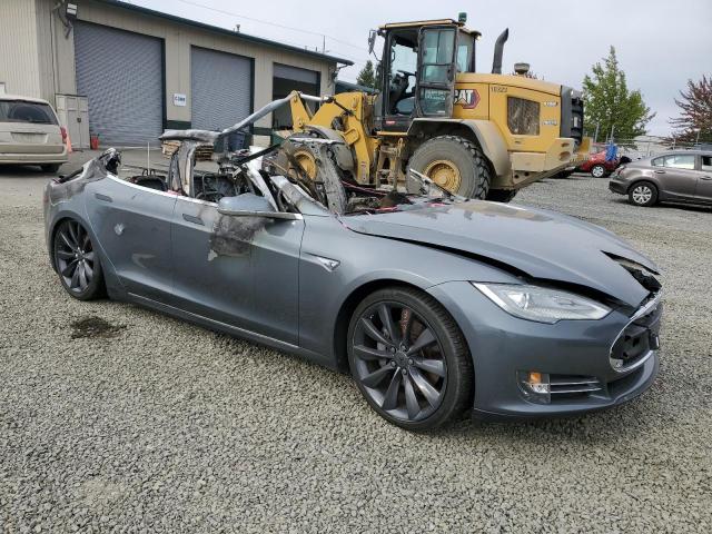 Photo 4 from auction – 2013 TESLA MODEL S with VIN 5YJSA1DP3DFP13033