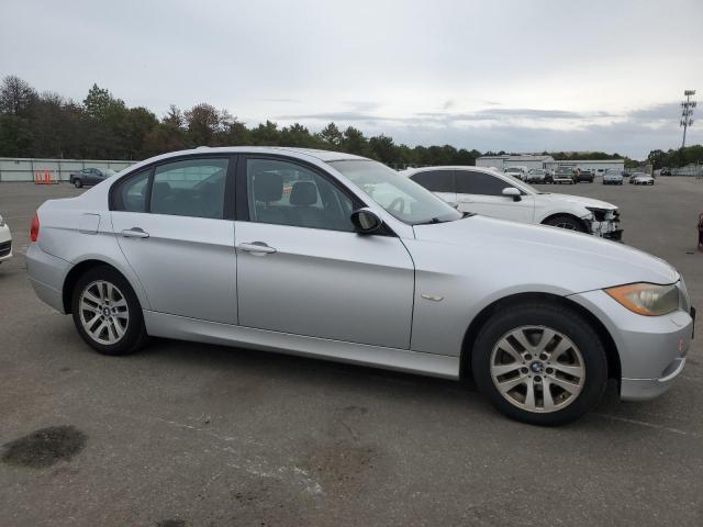 Photo 4 from auction – 2007 BMW 328 XI with VIN WBAVC93547KX54619