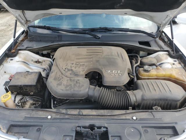 Photo 11 from auction – 2016 CHRYSLER 300 LIMITE with VIN 2C3CCARG4GH190776
