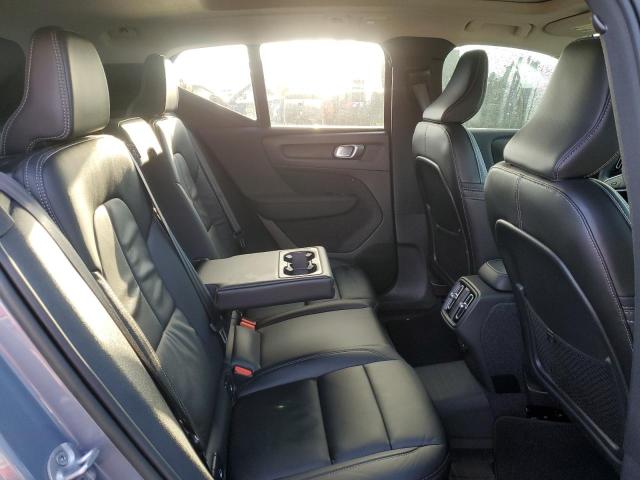 Photo 11 from auction – 2023 VOLVO XC40 PLUS with VIN YV4K92HE1P2980814