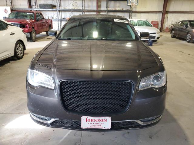 Photo 5 from auction – 2019 CHRYSLER 300 LIMITE with VIN 2C3CCAKG5KH594947