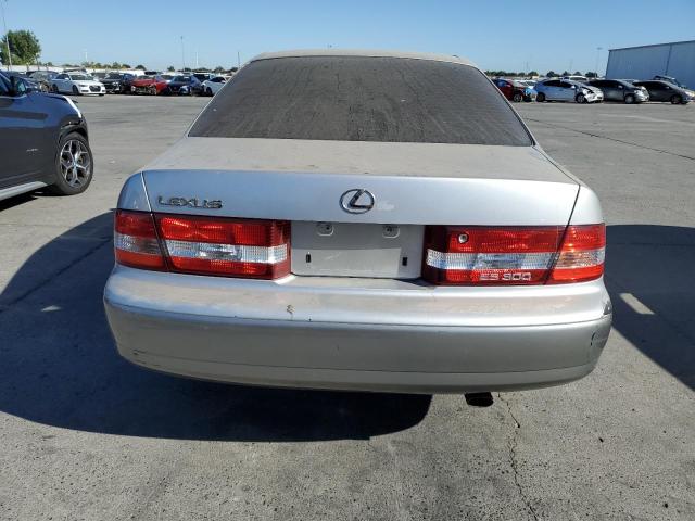 Photo 6 from auction – 2000 LEXUS ES 300 with VIN JT8BF28G7Y0278750