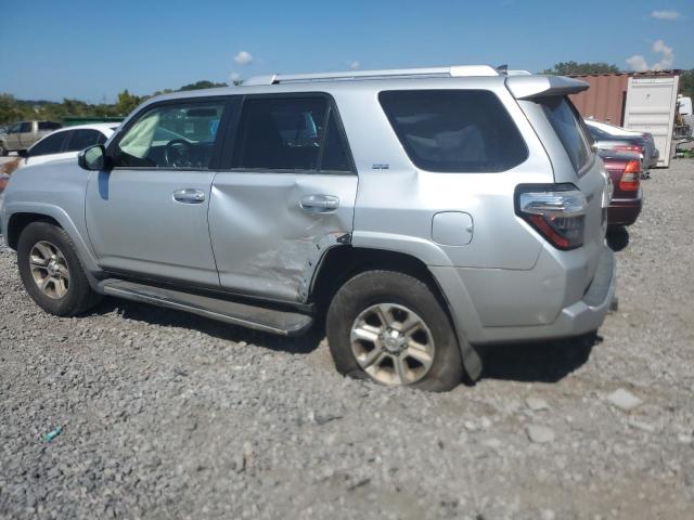 Photo 2 from auction – 2015 TOYOTA 4RUNNER SR with VIN JTEZU5JR9F5107528