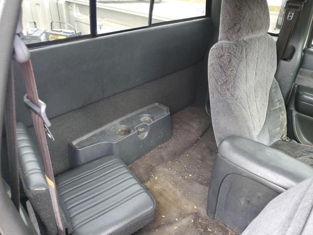 Photo 10 from auction – 2000 GMC SONOMA with VIN 1GTCS19W1Y8138342