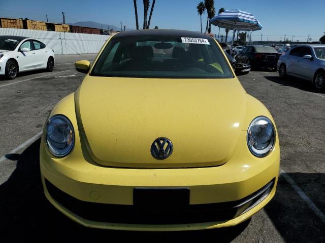 Photo 5 from auction – 2013 VOLKSWAGEN BEETLE with VIN 3VWJX7AT7DM672137
