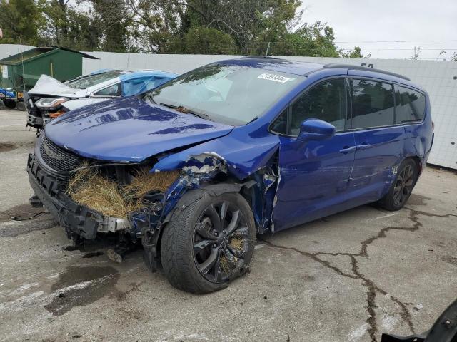 CHRYSLER PACIFICA T 2019 with VIN 2C4RC1EGXKR652434 - Photo from auction
