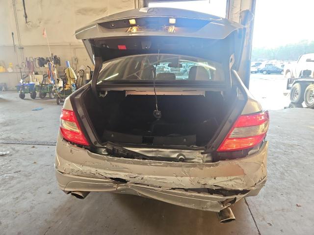 Photo 6 from auction – 2011 MERCEDES-BENZ C CLASS with VIN WDDGF5EB8BA528716