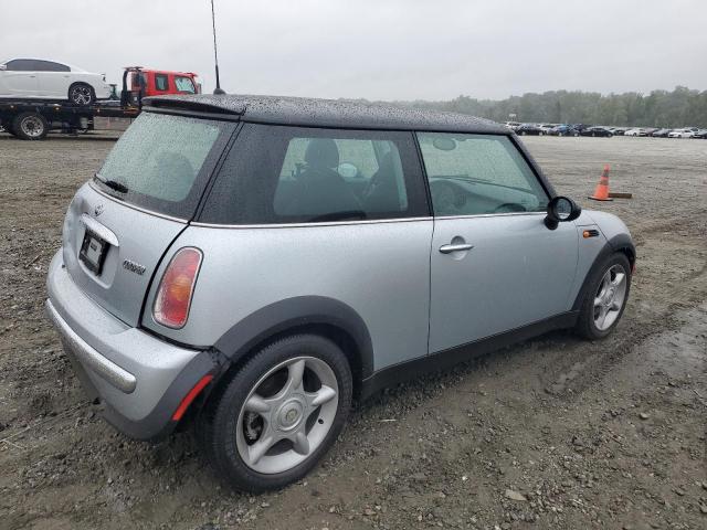 Photo 3 from auction – 2004 MINI COOPER with VIN WMWRC33414TJ55494