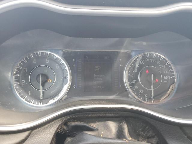 Photo 9 from auction – 2015 CHRYSLER 200 LIMITE with VIN 1C3CCCABXFN713932