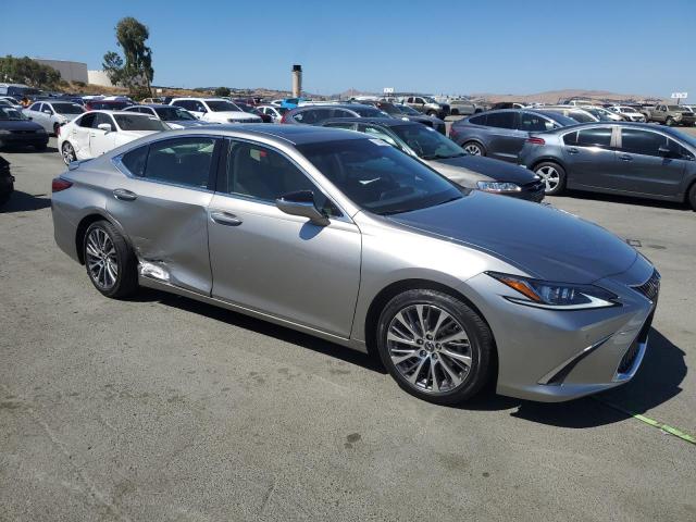 Photo 4 from auction – 2019 LEXUS ES 300H with VIN JTHB21B14K2025424