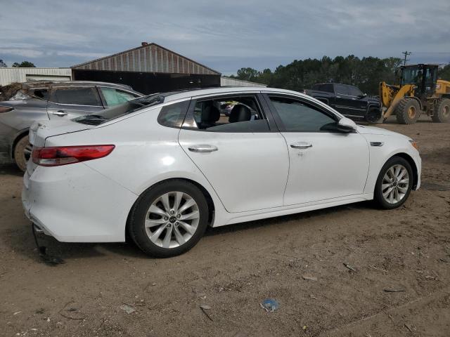 Photo 3 from auction – 2016 KIA OPTIMA EX with VIN 5XXGU4L3XGG092615