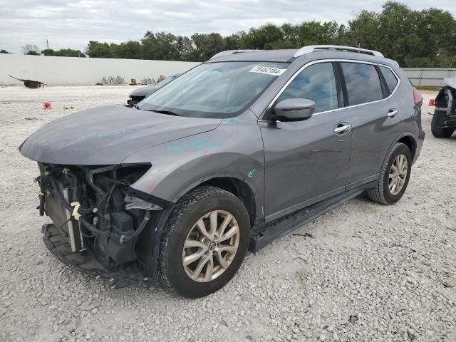 NISSAN ROGUE S 2018 z numerem VIN KNMAT2MTXJP506844 - Zdjęcie z aukcji