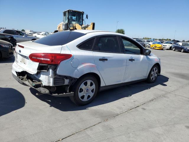 Photo 3 from auction – 2017 FORD FOCUS S with VIN 1FADP3E23HL255296