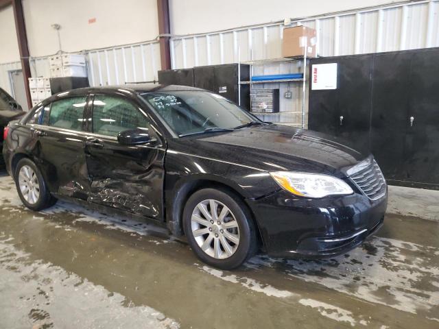 Photo 4 from auction – 2013 CHRYSLER 200 TOURIN with VIN 1C3CCBBBXDN545537