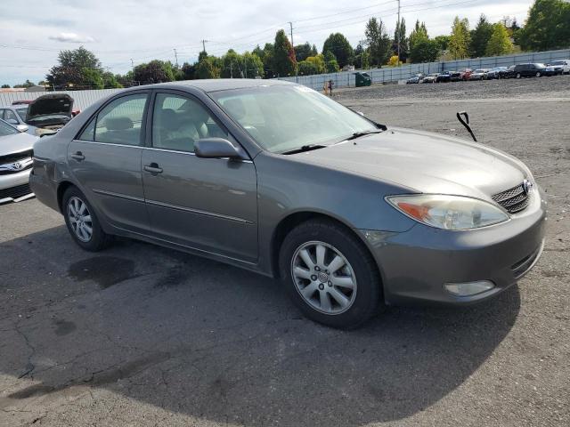 Photo 4 from auction – 2004 TOYOTA CAMRY with VIN JTDBF32KX40155393