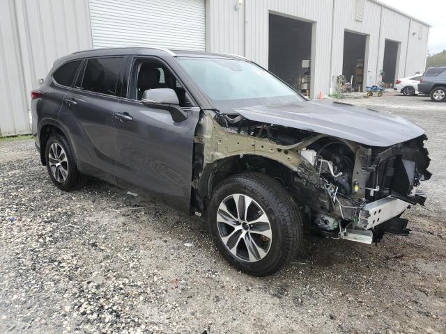Photo 4 from auction – 2020 TOYOTA HIGHLANDER with VIN 5TDHZRBH5LS046733