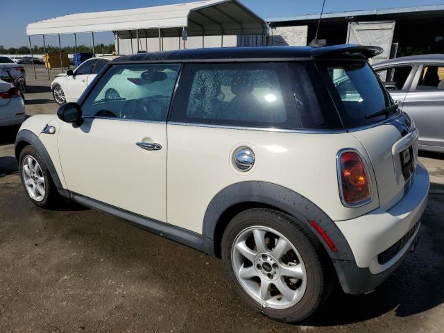 Photo 2 from auction – 2009 MINI COOPER S with VIN WMWMF73529TW87877