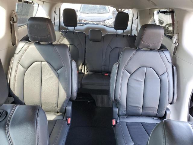 Photo 10 from auction – 2017 CHRYSLER PACIFICA T with VIN 2C4RC1BG4HR661496