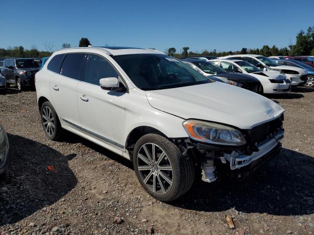 Zdjęcie 4 z aukcji – 2017 VOLVO XC60 T6 IN z VIN YV449MRU6H2024949