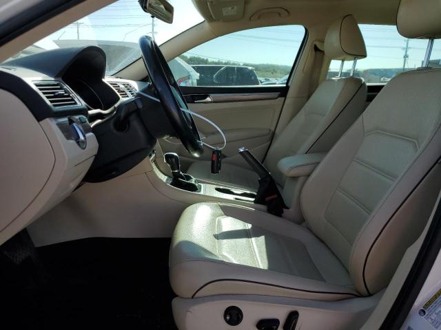 Photo 7 from auction – 2018 VOLKSWAGEN PASSAT SE with VIN 1VWBA7A32JC031237