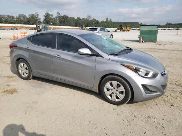 Photo 4 from auction – 2016 HYUNDAI ELANTRA SE with VIN 5NPDH4AE7GH763528