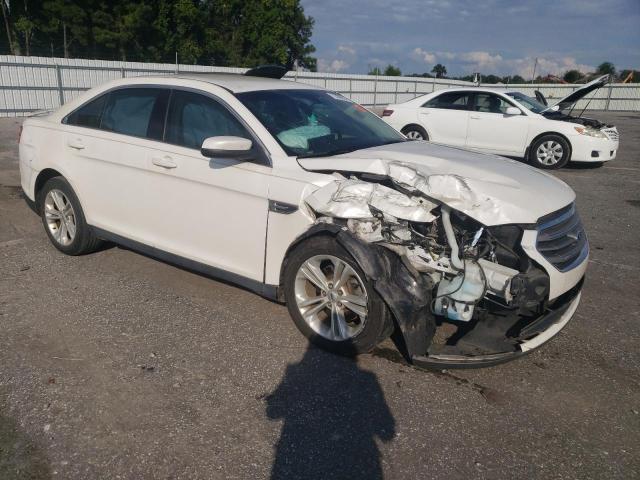 Photo 4 from auction – 2016 FORD TAURUS SEL with VIN 1FAHP2E88GG102033