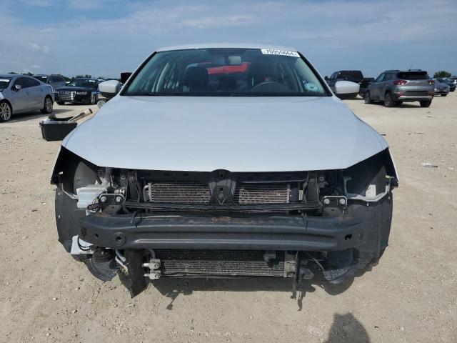 Photo 5 from auction – 2018 VOLKSWAGEN JETTA S with VIN 3VW2B7AJ7JM242007