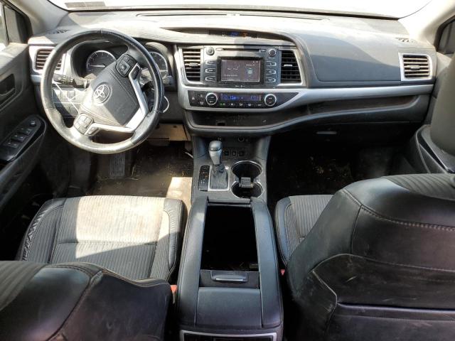 Photo 8 from auction – 2015 TOYOTA HIGHLANDER with VIN 5TDBKRFH2FS105391