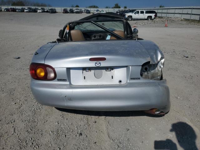 Photo 6 from auction – 2000 MAZDA MX-5 MIATA with VIN JM1NB3531Y0141398